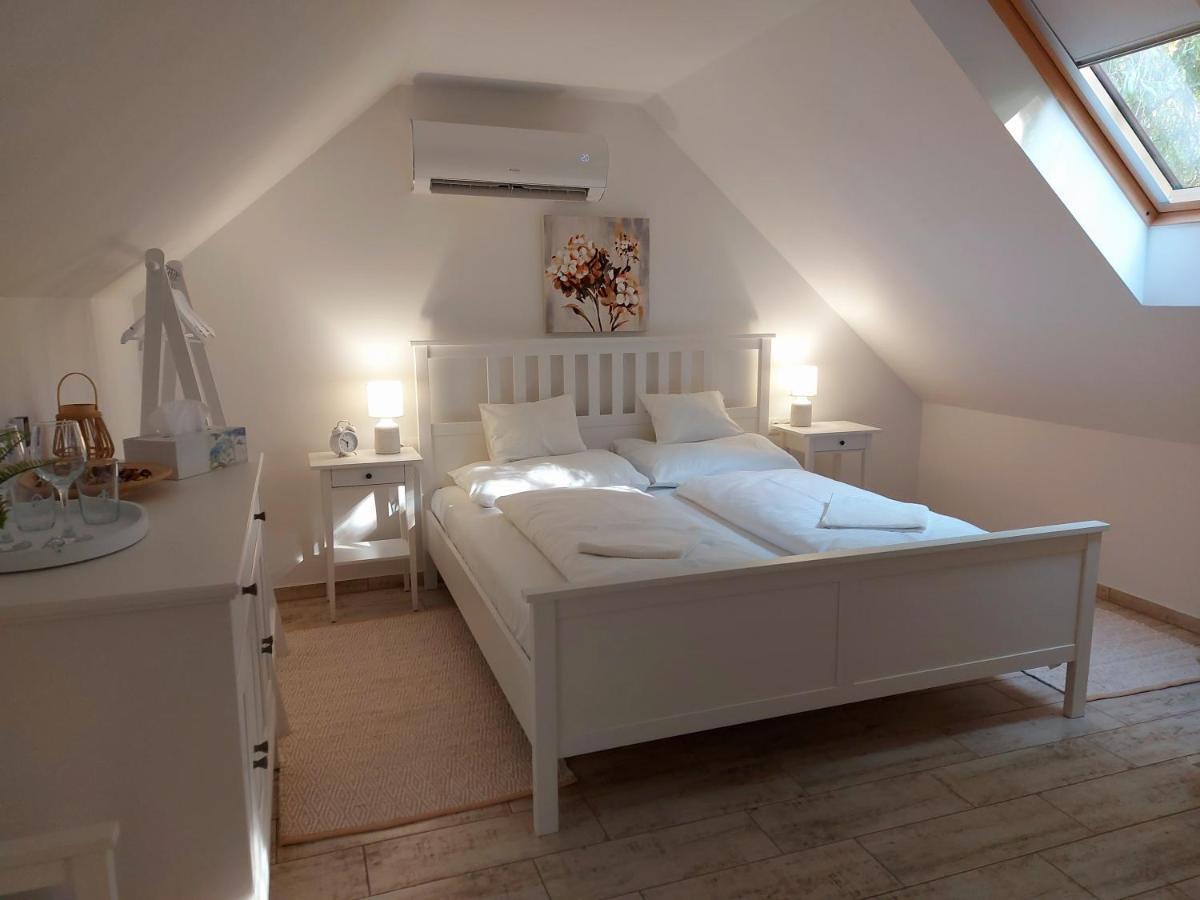 Akacos Tanya Es Vendeghaz Hotell Marok Exteriör bild
